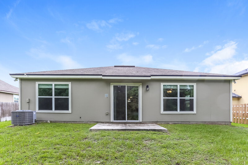 1,845/Mo, 11454 Carson Lake Dr Jacksonville, FL 32221 Rear View