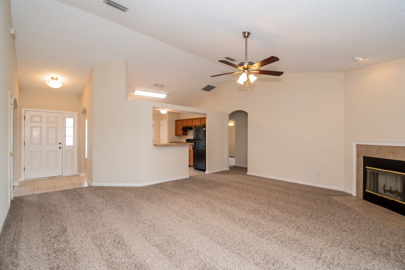 1,815/Mo, 7057 Rapid River Dr W Jacksonville, FL 32219 Living Room View 2