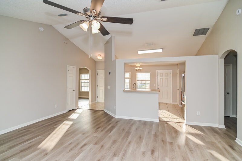 3,000/Mo, 7057 Rapid River Dr W Jacksonville, FL 32219 Living Room View
