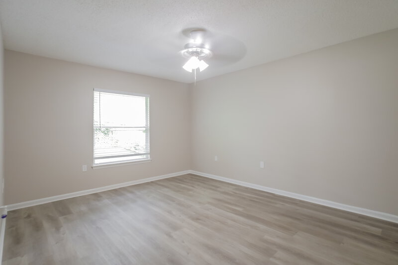 1,850/Mo, 1060 Buccaneer Blvd Green Cove Springs, FL 32043 Main Bedroom View