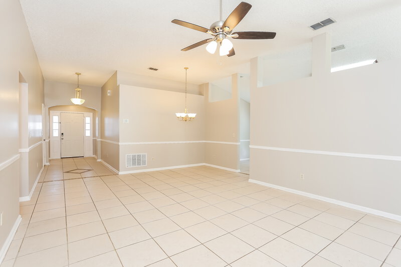 1,970/Mo, 2076 Frogmore Dr Middleburg, FL 32068 Living Room View