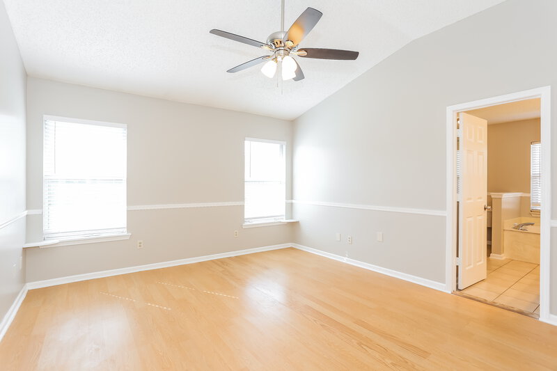 1,970/Mo, 2076 Frogmore Dr Middleburg, FL 32068 Main Bedroom View 2