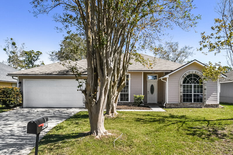 1,900/Mo, 8475 Charlesgate Cir E Jacksonville, FL 32244 External View
