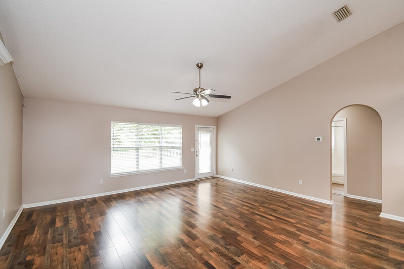 2,155/Mo, 2908 Majestic Oaks Ln Green Cove Springs, FL 32043 Living Room View