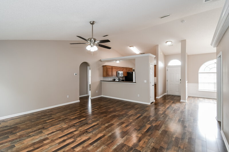 2,155/Mo, 2908 Majestic Oaks Ln Green Cove Springs, FL 32043 Living Room View 2