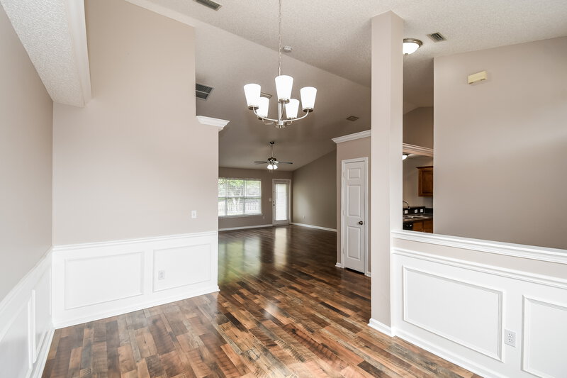 2,155/Mo, 2908 Majestic Oaks Ln Green Cove Springs, FL 32043 Dining Room View 2