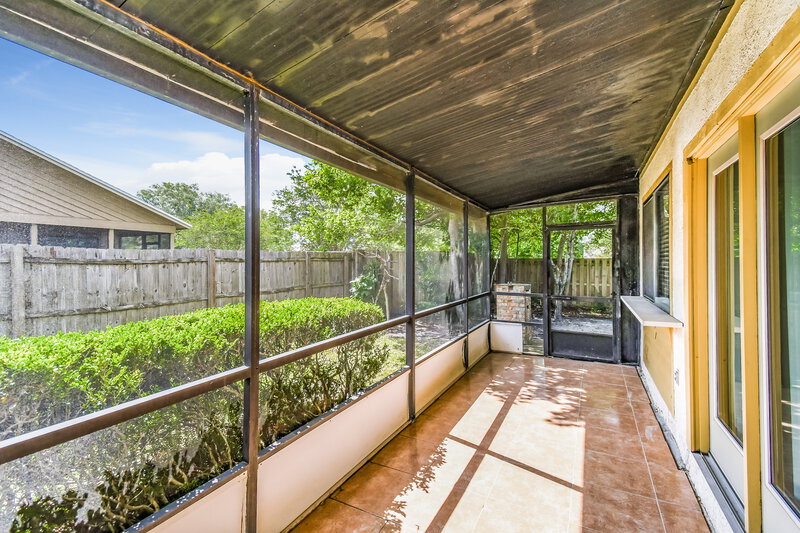 2,400/Mo, 11325 McNichols Ct Jacksonville, FL 32223 Sun Room View