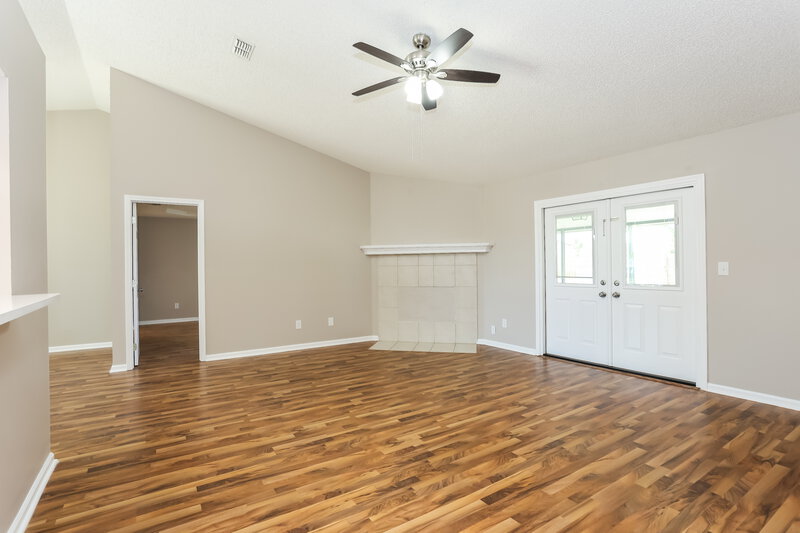1,970/Mo, 3349 Citation Dr Green Cove Springs, FL 32043 Living Room View 2