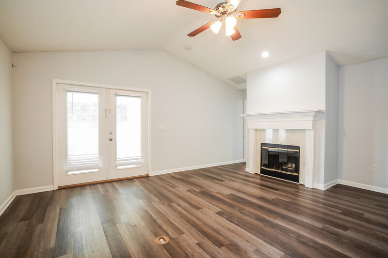 1,910/Mo, 8030 Welbeck Ln Jacksonville, FL 32244 Living Room View