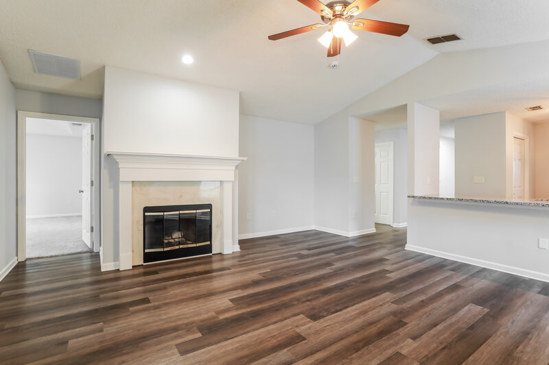 1,910/Mo, 8030 Welbeck Ln Jacksonville, FL 32244 Living Room View 2