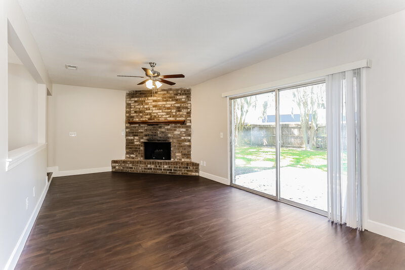 1,740/Mo, 2633 Grafton Dr Orange Park, FL 32065 Living Room View