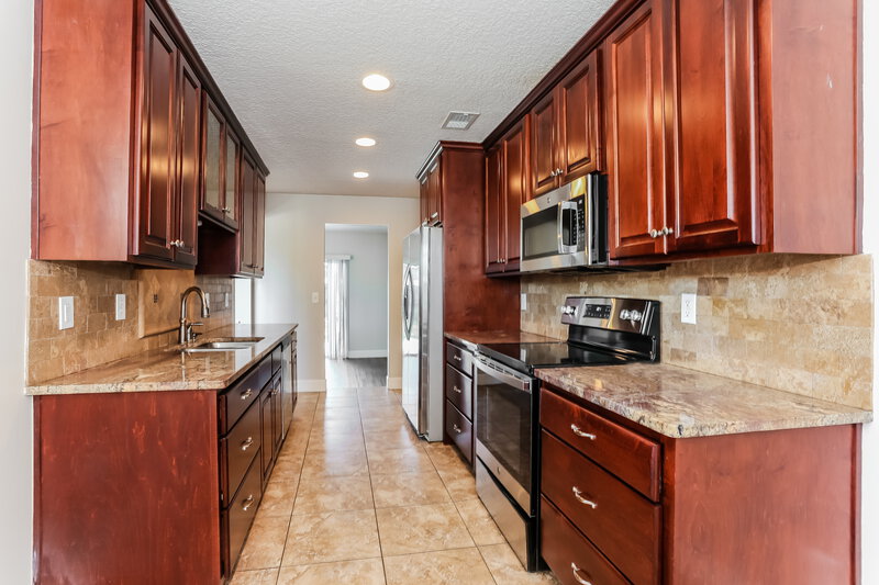 1,740/Mo, 2633 Grafton Dr Orange Park, FL 32065 Kitchen View