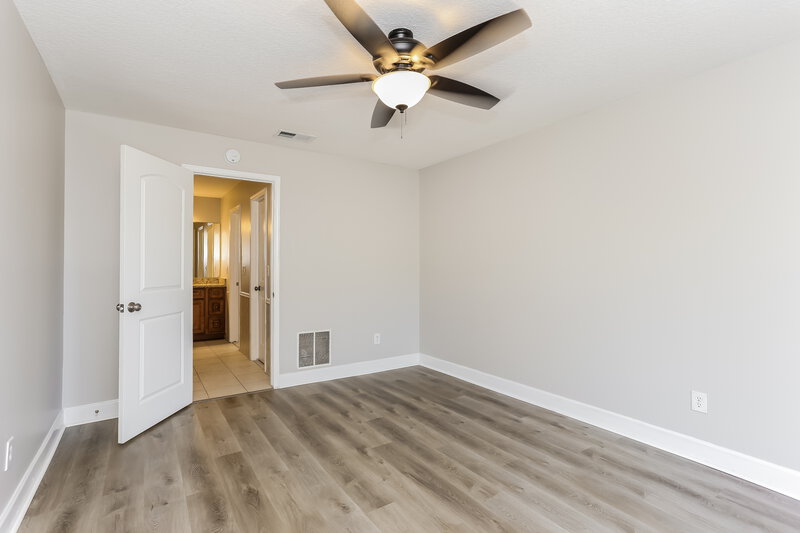 1,740/Mo, 2633 Grafton Dr Orange Park, FL 32065 Main Bedroom View 2