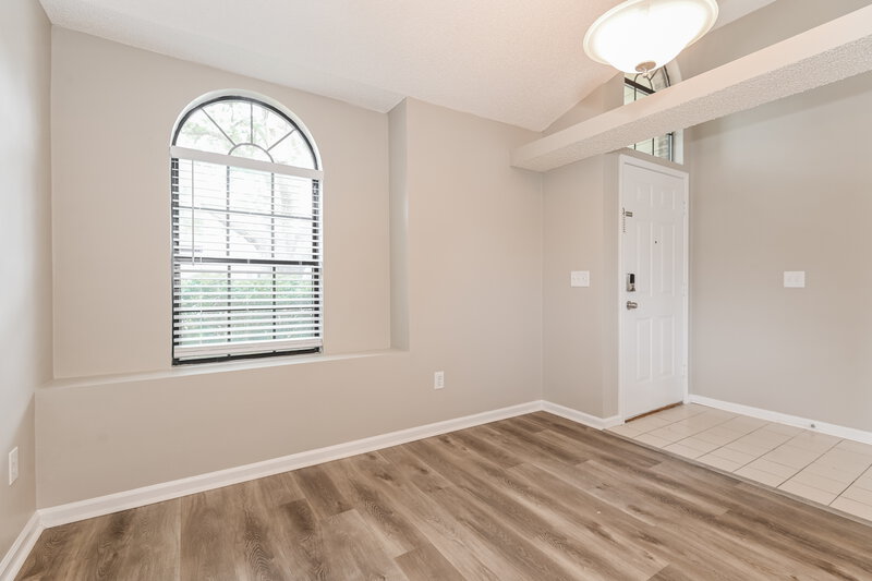 3,030/Mo, 8840 Saint Lucia Ct Jacksonville, FL 32256 Living Room View