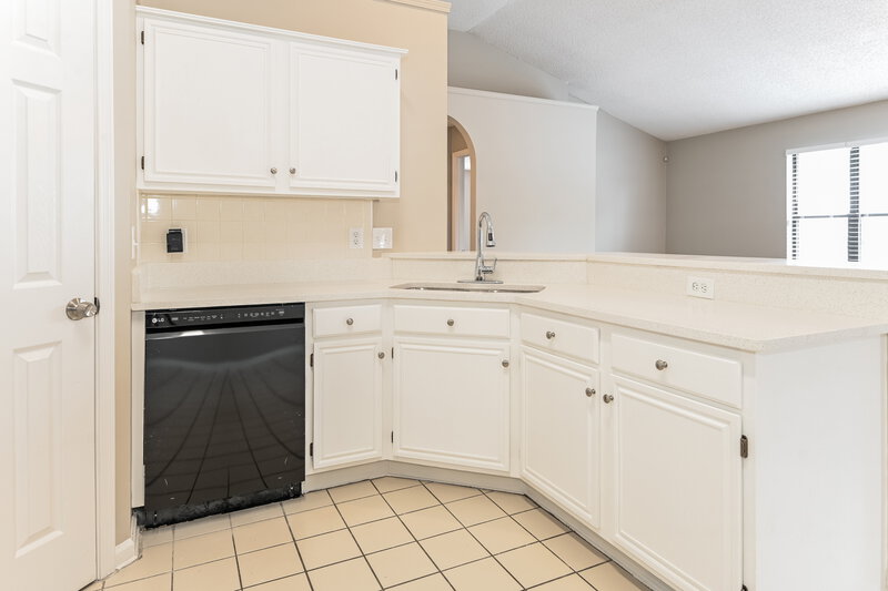 3,030/Mo, 8840 Saint Lucia Ct Jacksonville, FL 32256 Kitchen View 2
