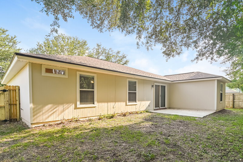 1,825/Mo, 11135 Lauren Oak Ln Jacksonville, FL 32221 Rear View