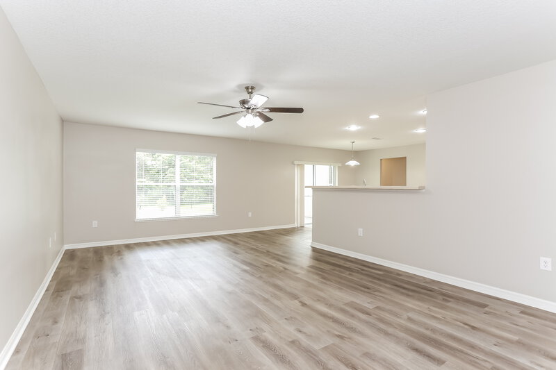 2,810/Mo, 97122 Yorkshire Dr Yulee, FL 32097 Living Room View 2