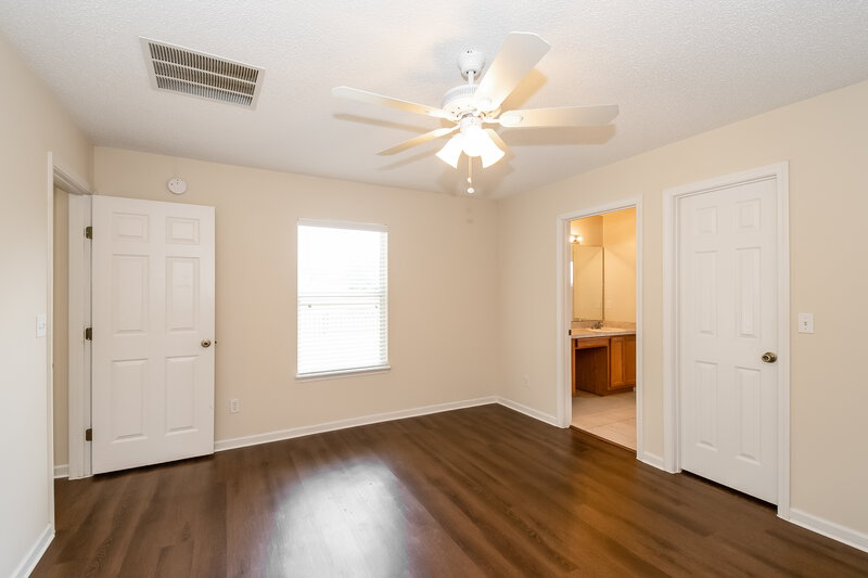 1,890/Mo, 3729 August Crossing Ct Jacksonville, FL 32210 Master Bedroom View