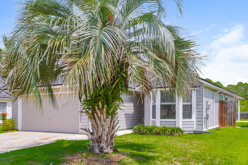 1,825/Mo, 1976 Hunters Trace Cir Middleburg, FL 32068 Front View