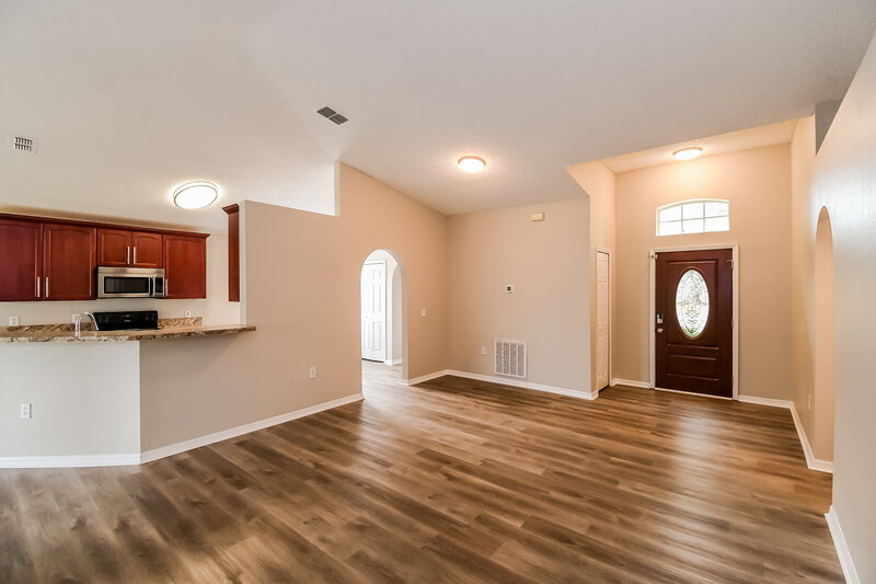 2,185/Mo, 11267 Wyndham Hollow Ln Jacksonville, FL 32246 Living Room View