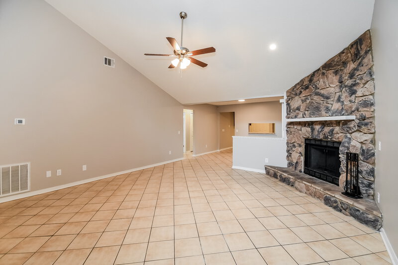 2,280/Mo, 1442 Classic Oak Ct Jacksonville, FL 32225 Living Room View 3