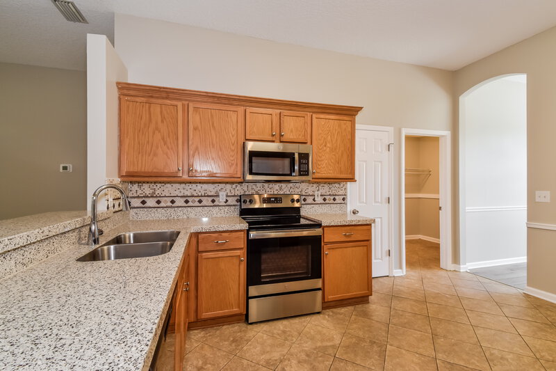 2,175/Mo, 2724 Maple Durham Dr Orange Park, FL 32073 Kitchen View