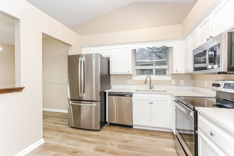 1,785/Mo, 1704 Sandy Hollow Loop Middleburg, FL 32068 Kitchen View