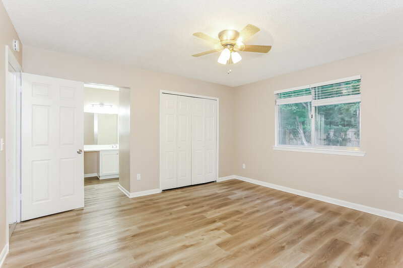 1,785/Mo, 1704 Sandy Hollow Loop Middleburg, FL 32068 Main Bedroom View 2