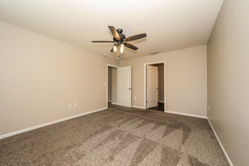 2,370/Mo, 3586 Derby Forest Dr Green Cove Springs, FL 32043 Main Bedroom View 2