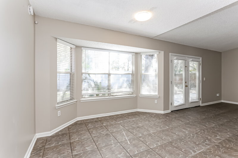 2,075/Mo, 8338 Lakemont Dr Jacksonville, FL 32216 Misc View 2