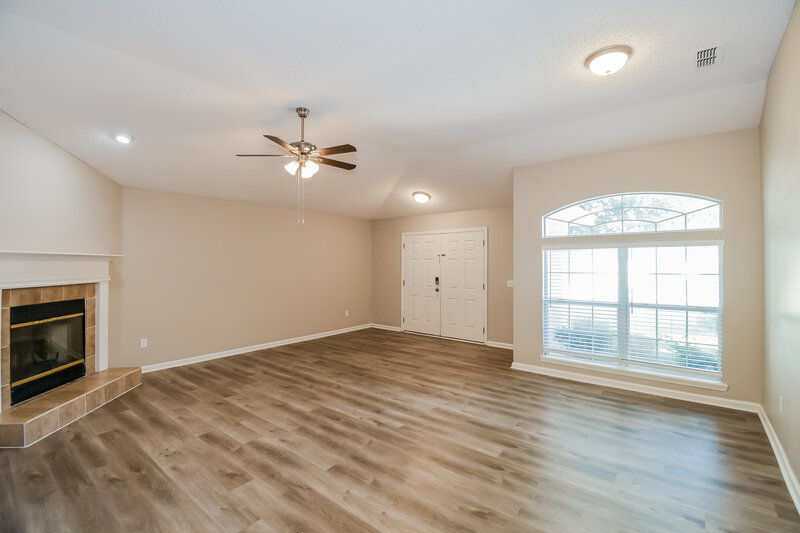 2,105/Mo, 8422 Stelling Dr S Jacksonville, FL 32244 Misc View 2