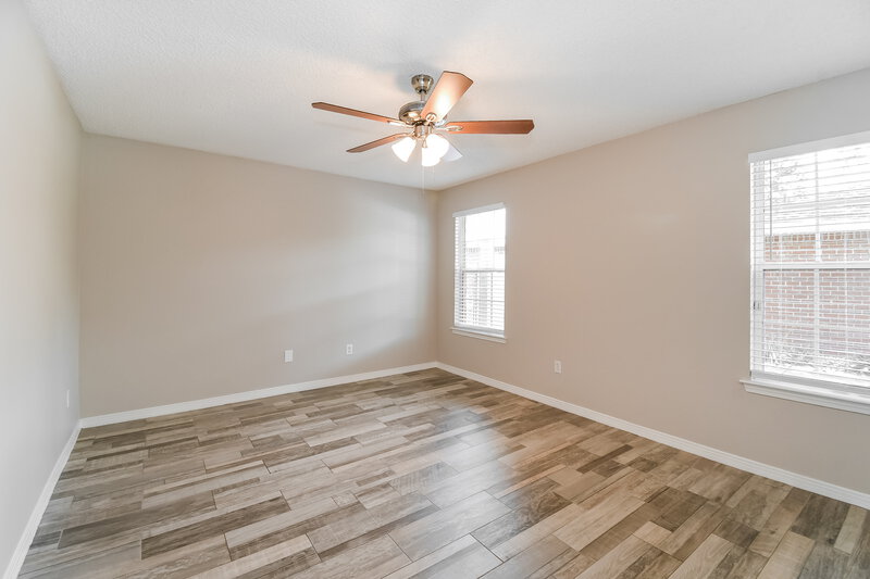2,980/Mo, 10459 McGirts Creek Dr Jacksonville, FL 32221 Main Bedroom View 2