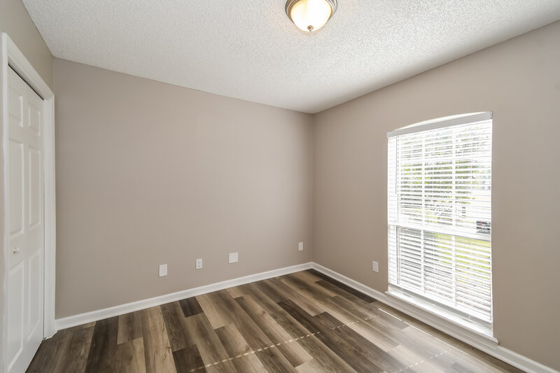 1,925/Mo, 7993 Macinnes Dr Jacksonville, FL 32244 Bedroom View