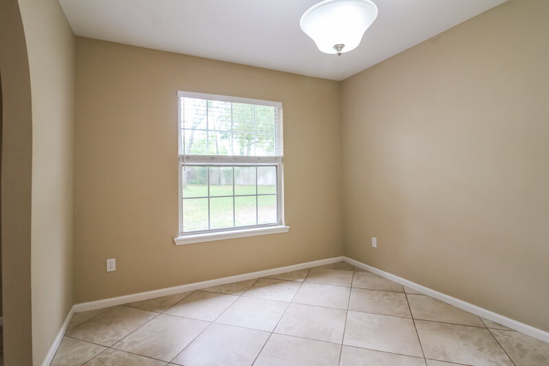 2,080/Mo, 8028 Bannockburn Dr Jacksonville, FL 32244 Dining Room View