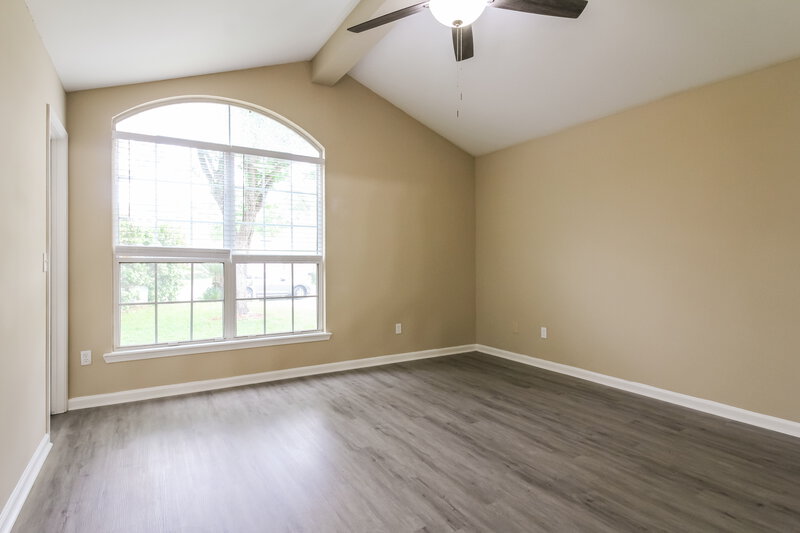 2,080/Mo, 8028 Bannockburn Dr Jacksonville, FL 32244 Main Bedroom View