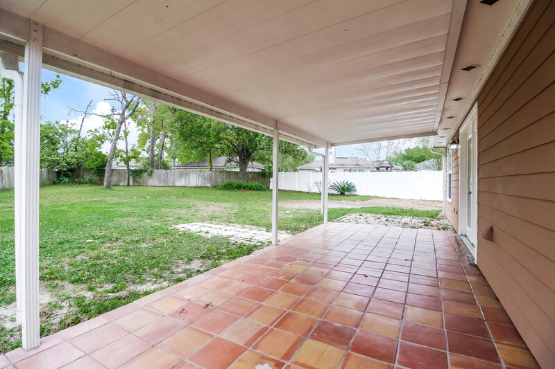 2,080/Mo, 8028 Bannockburn Dr Jacksonville, FL 32244 Rear View