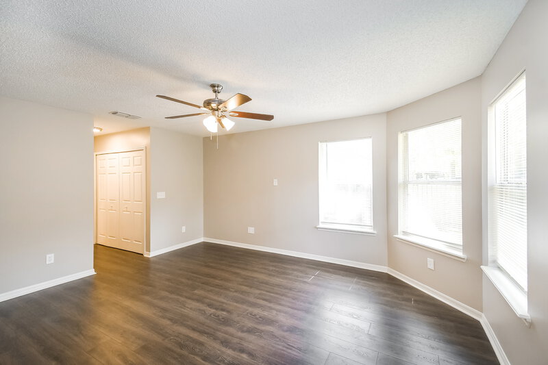 1,885/Mo, 3401 Deerfield Pointe Dr Orange Park, FL 32073 Main Bedroom View