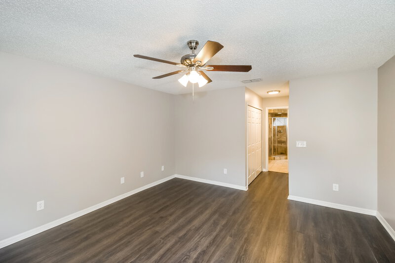 1,885/Mo, 3401 Deerfield Pointe Dr Orange Park, FL 32073 Main Bedroom View 2