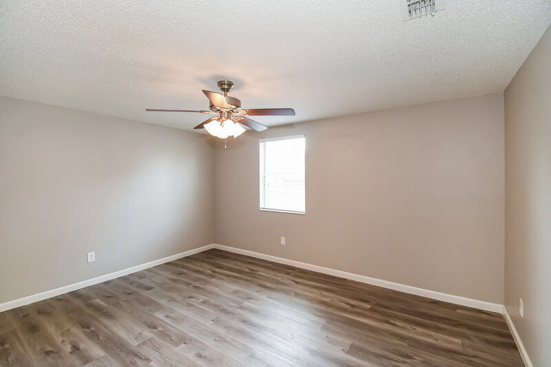 1,750/Mo, 2891 Gatling Blvd Orange Park, FL 32065 Main Bedroom View