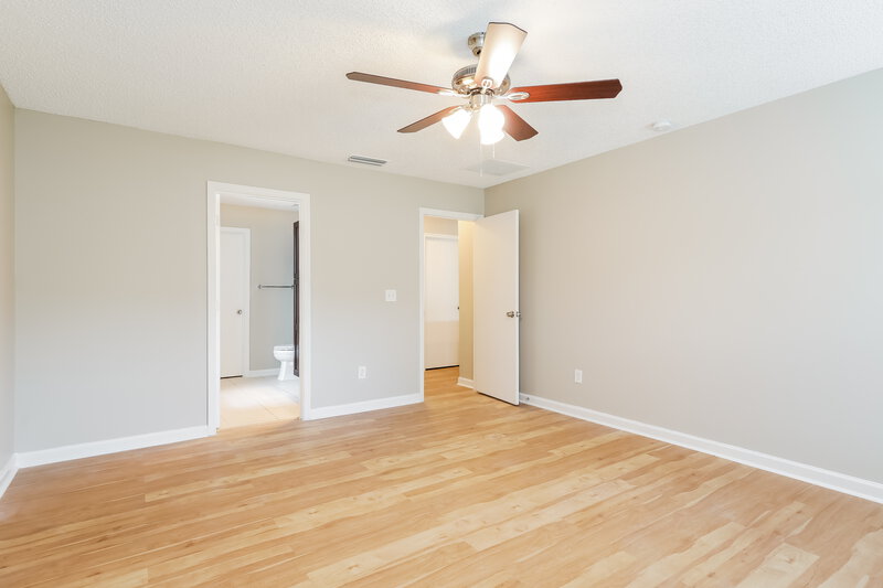 2,065/Mo, 1445 Heather Ct Saint Augustine, FL 32092 Main Bedroom View