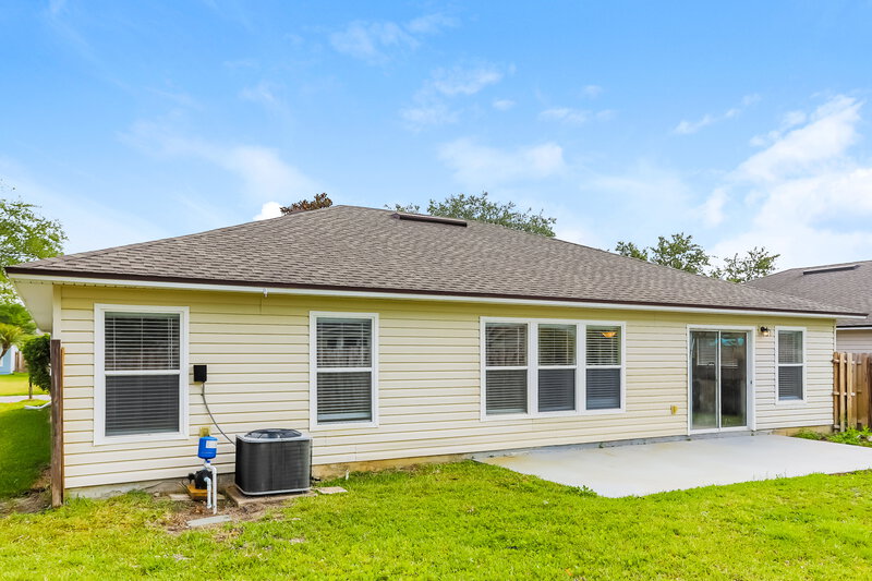 2,065/Mo, 1445 Heather Ct Saint Augustine, FL 32092 Rear View