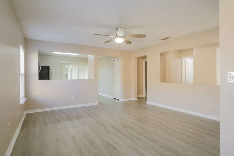 1,725/Mo, 708 Wynfield Cir Saint Augustine, FL 32092 Living Room View