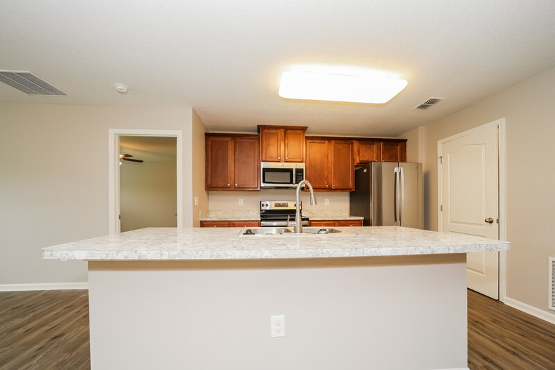 1,840/Mo, 2126 Tyson Lake Dr Jacksonville, FL 32221 Kitchen View