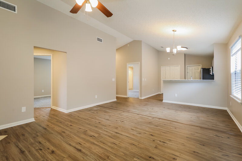 1,990/Mo, 1260 Suffolk Pl Orange Park, FL 32065 Living Room View
