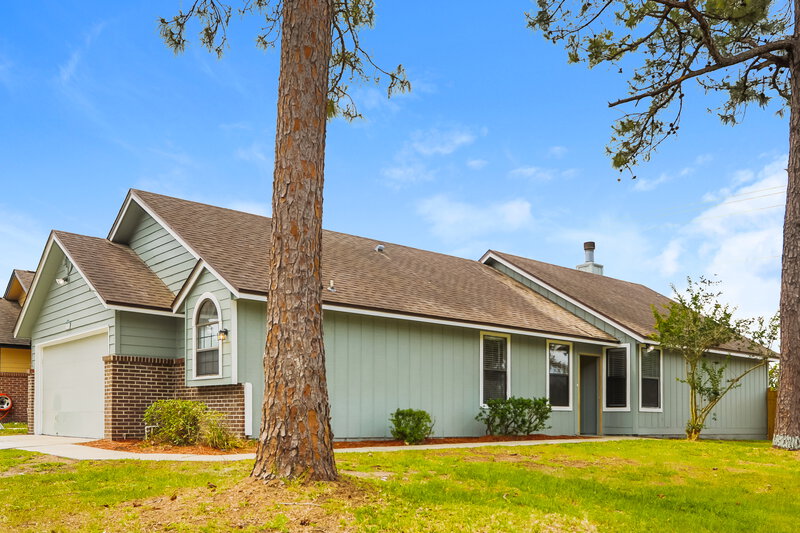 1,990/Mo, 1260 Suffolk Pl Orange Park, FL 32065 Side View 2