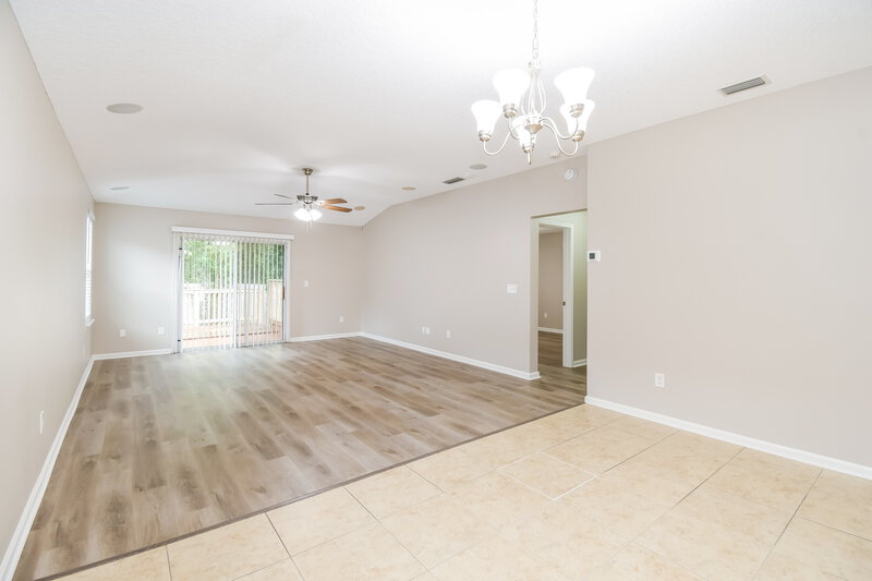 1,820/Mo, 5543 Village Pond Cir Jacksonville, FL 32222 Dining Room View