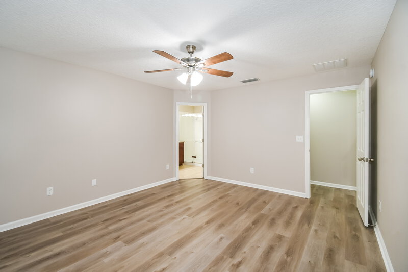1,820/Mo, 5543 Village Pond Cir Jacksonville, FL 32222 Main Bedroom View
