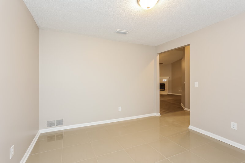 1,825/Mo, 8028 Queensferry Ln Jacksonville, FL 32244 Dining Room View 2