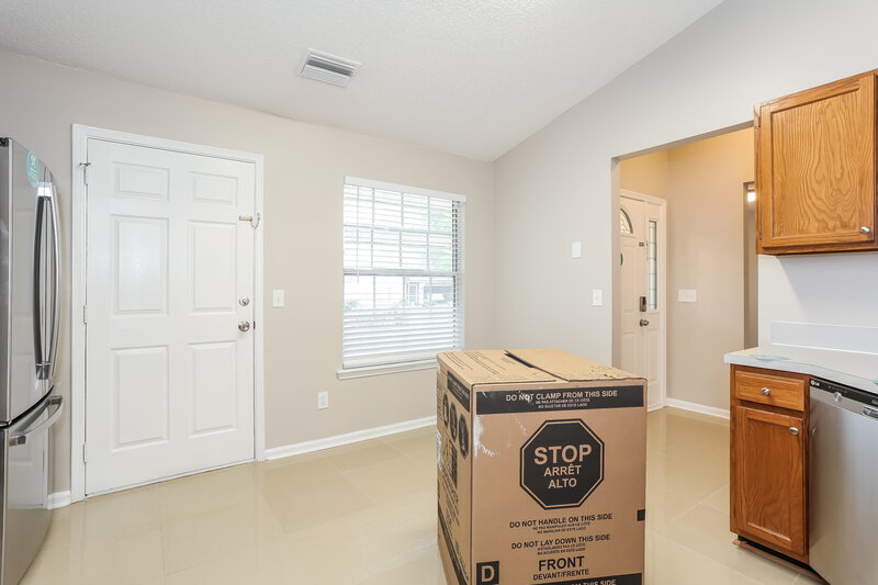 1,825/Mo, 8028 Queensferry Ln Jacksonville, FL 32244 Breakfast Nook View