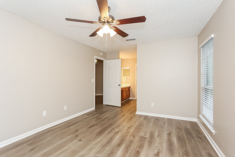 1,825/Mo, 8028 Queensferry Ln Jacksonville, FL 32244 Main Bedroom View 2
